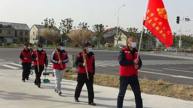 雷鋒在心，志愿在行